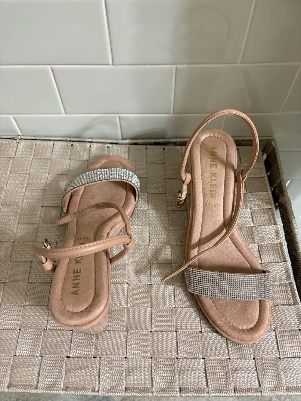 Anne Klein anne klein